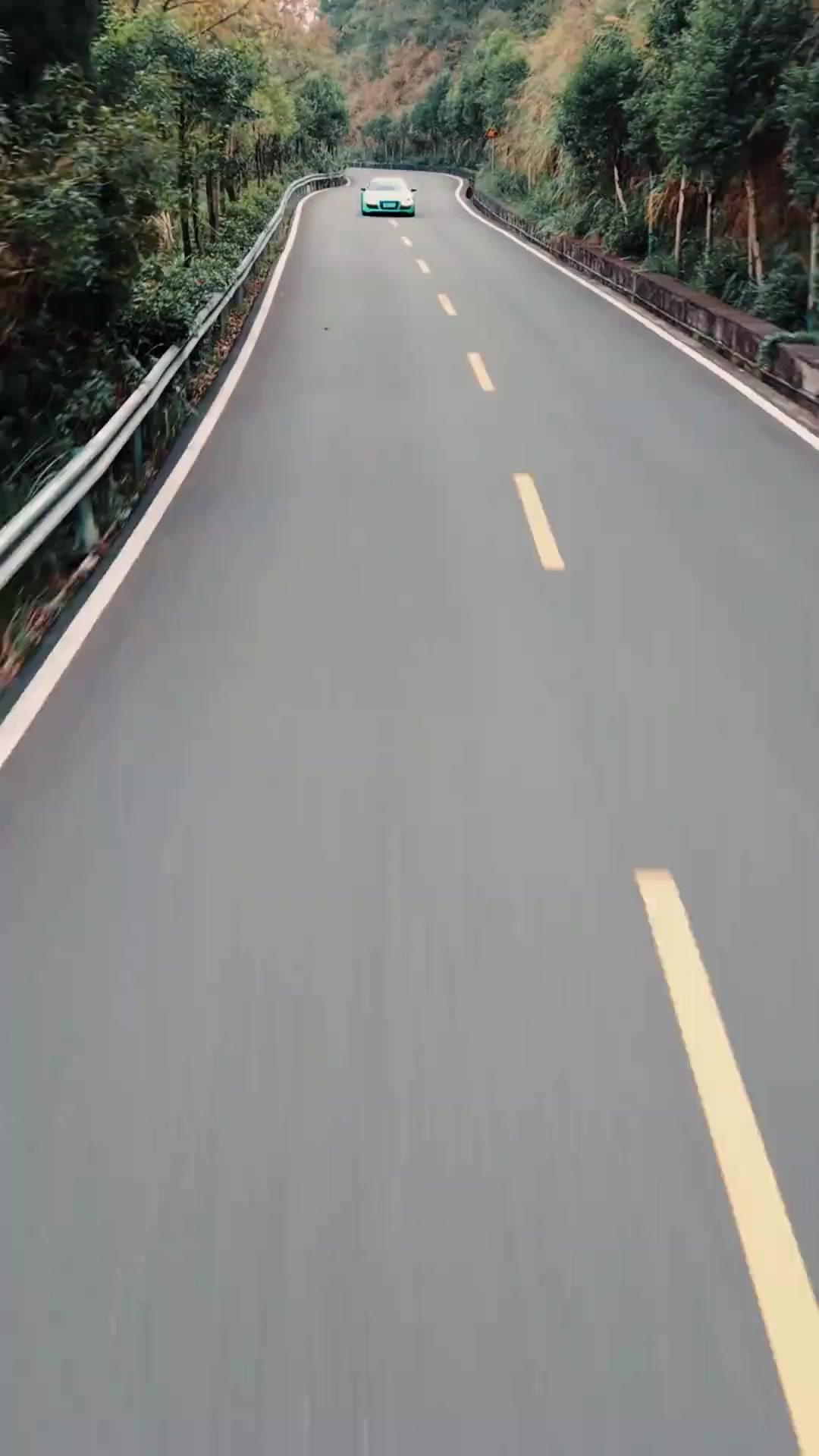 Sa Lưới Tình