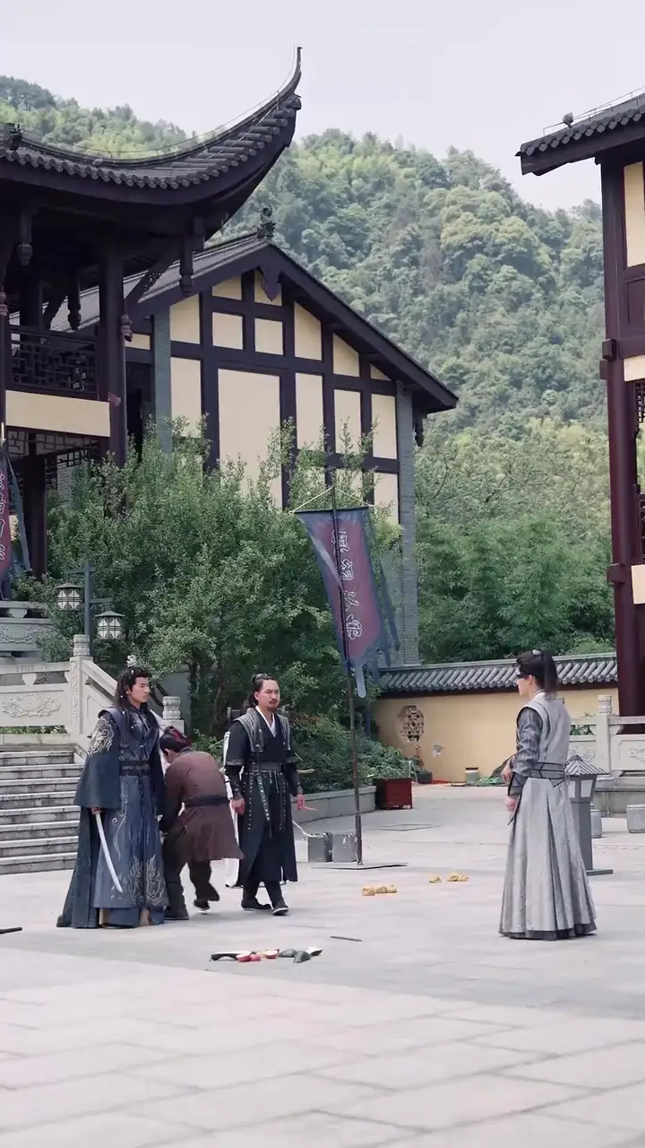 (Dublajlı)Sarayın Gizli Kahramanı Bölüm 51