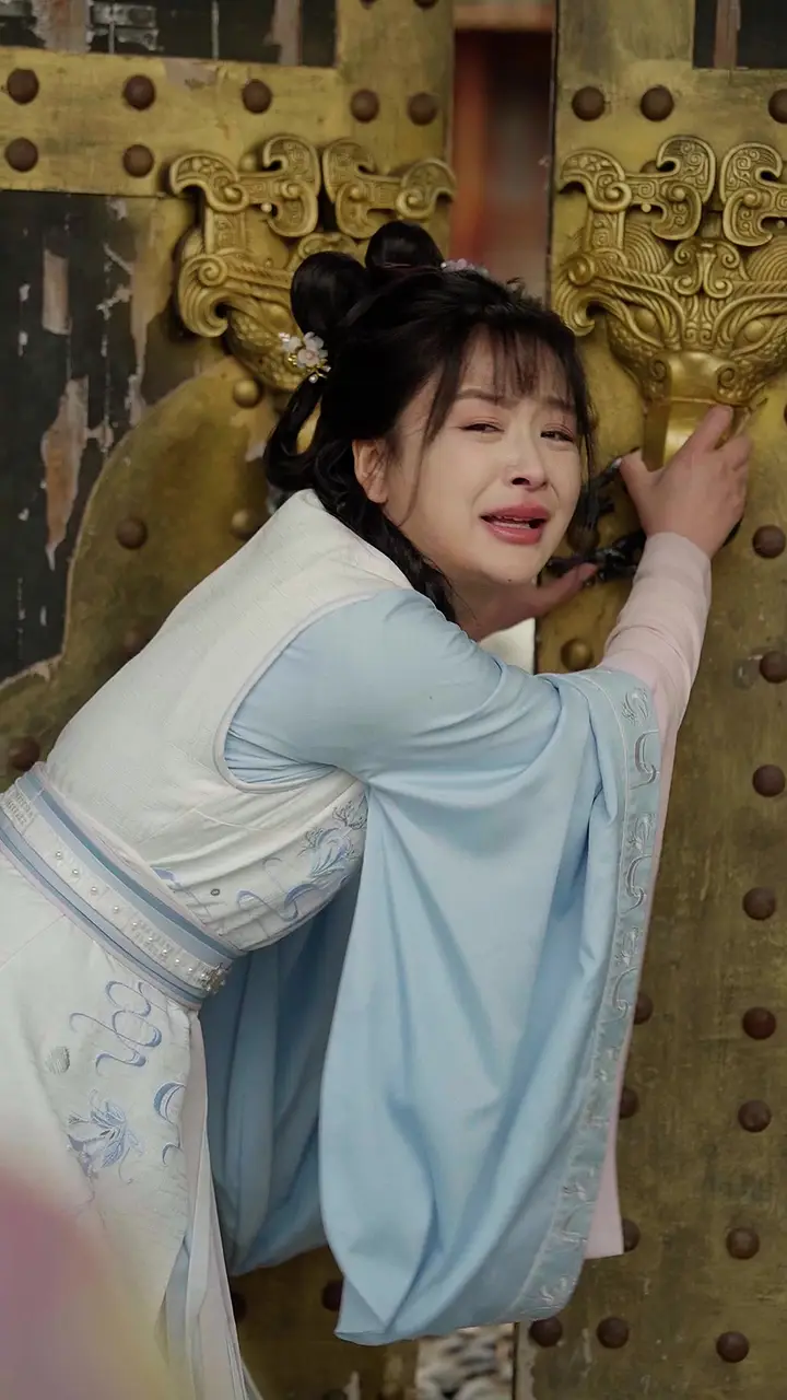 Catch Her, Your Majesty! Episode 10
