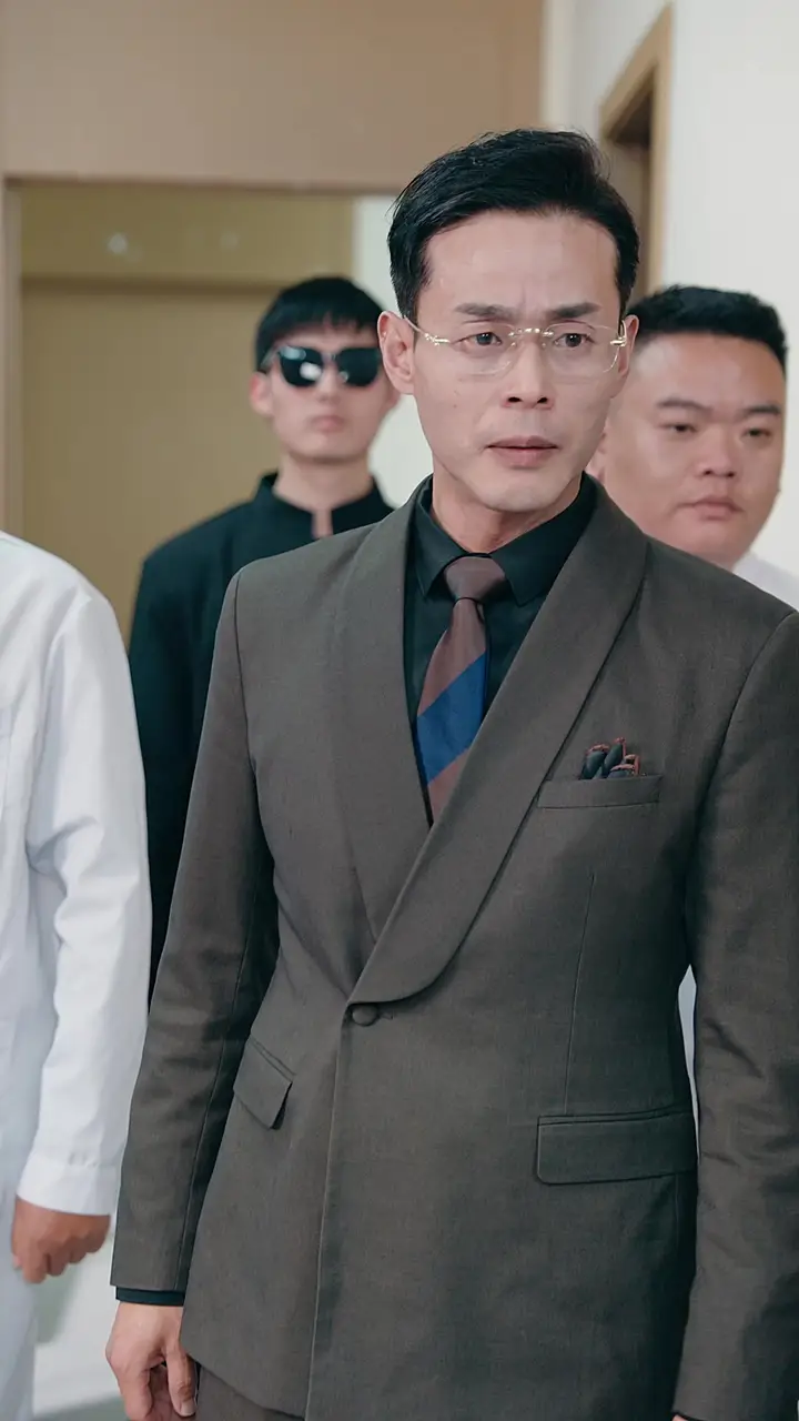 Father's a Pushover Episode 30