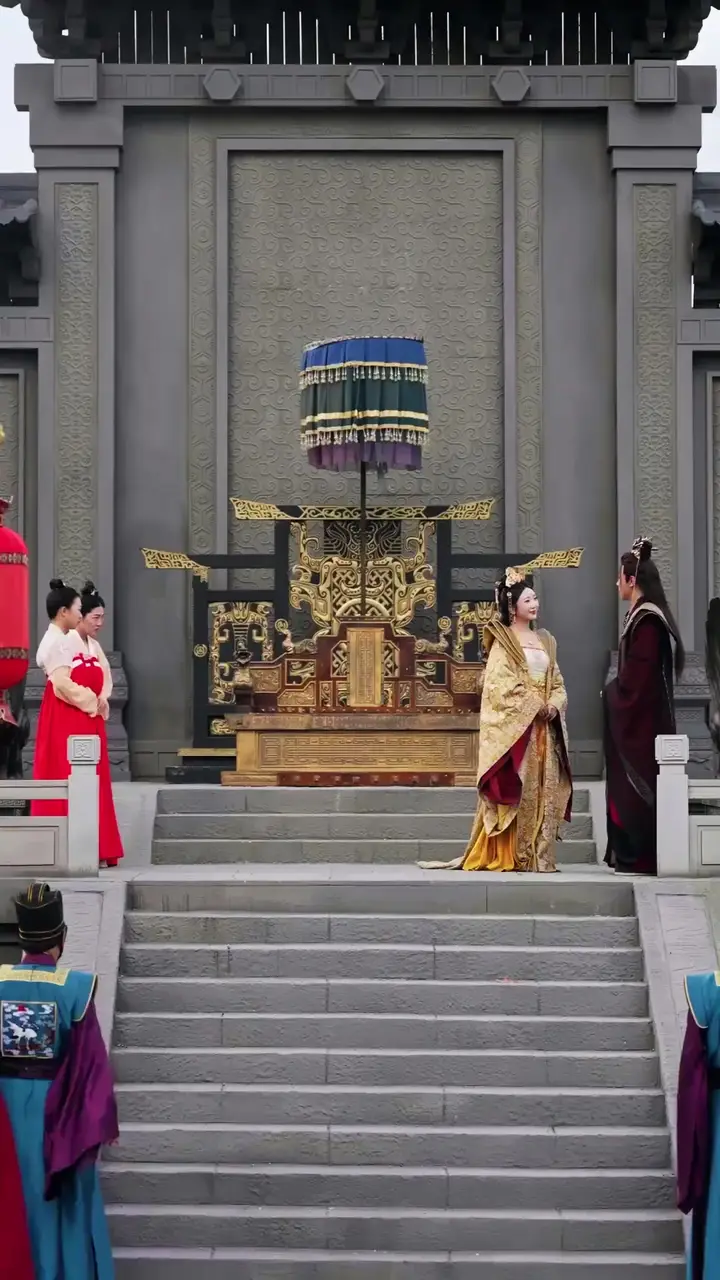 (Dubbed)The Goddess’s Revenge: So Begins His Ruin Episode 44
