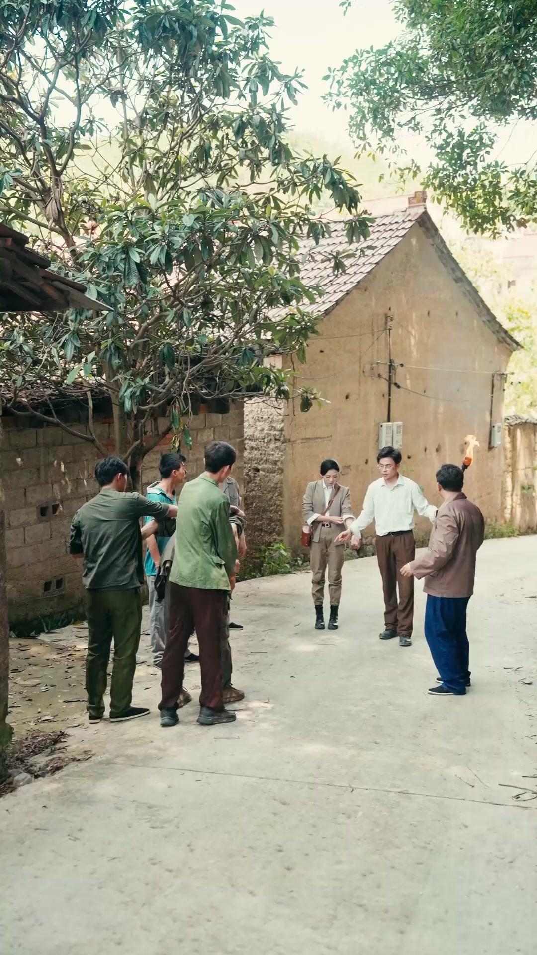 Ular Gergasi Makam Purba