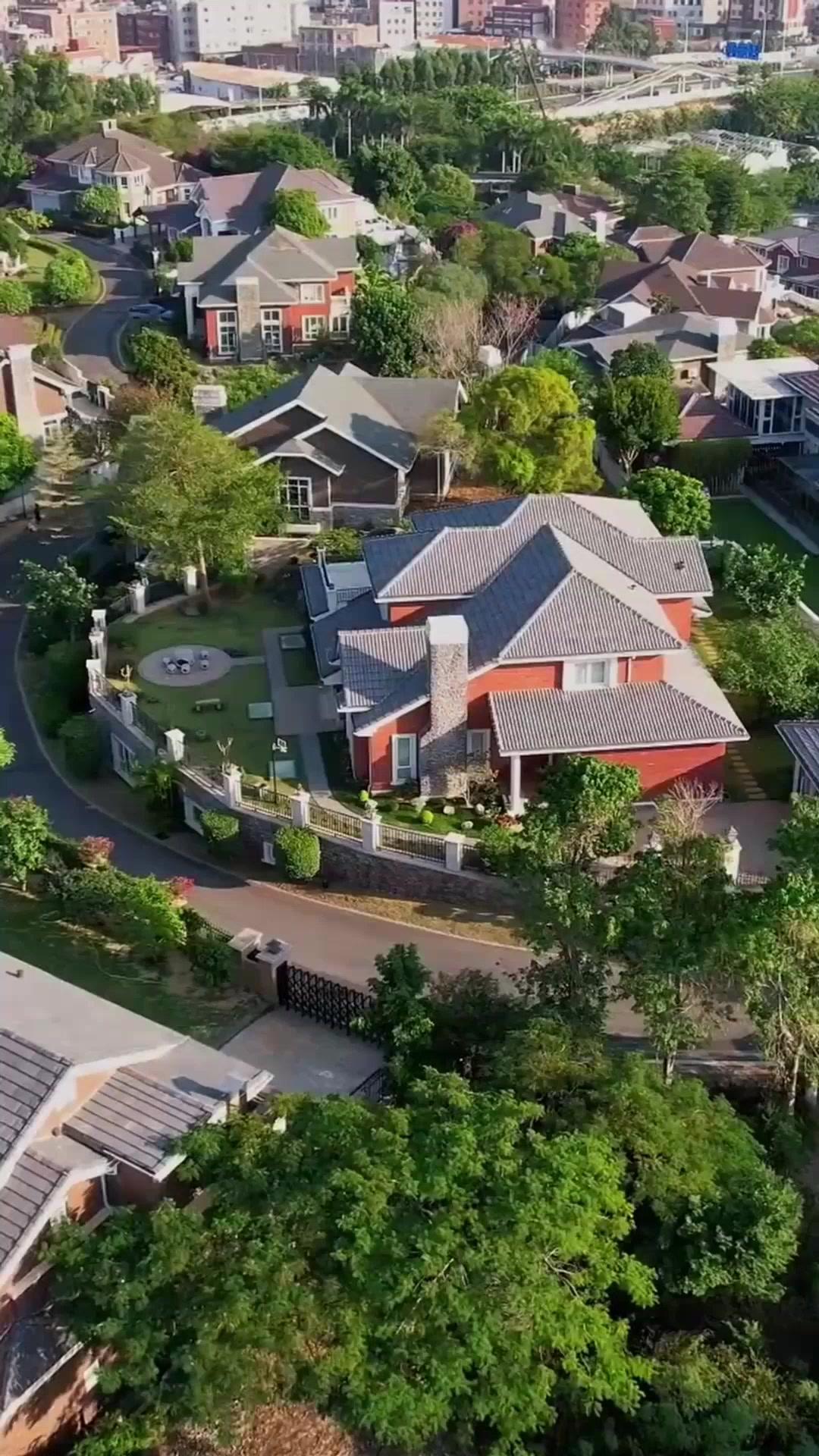 (Dubbed) Runaway Sisters, Marry Brothers?