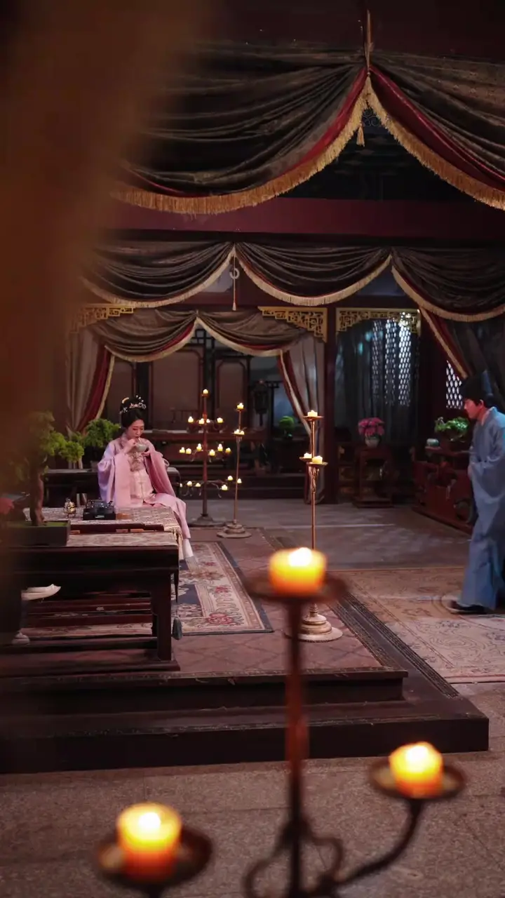 Baby Queen Saves the Day! Episode 64
