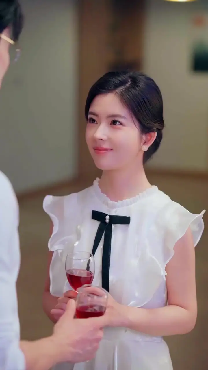 (Dubbed)East of Eden Episode 52