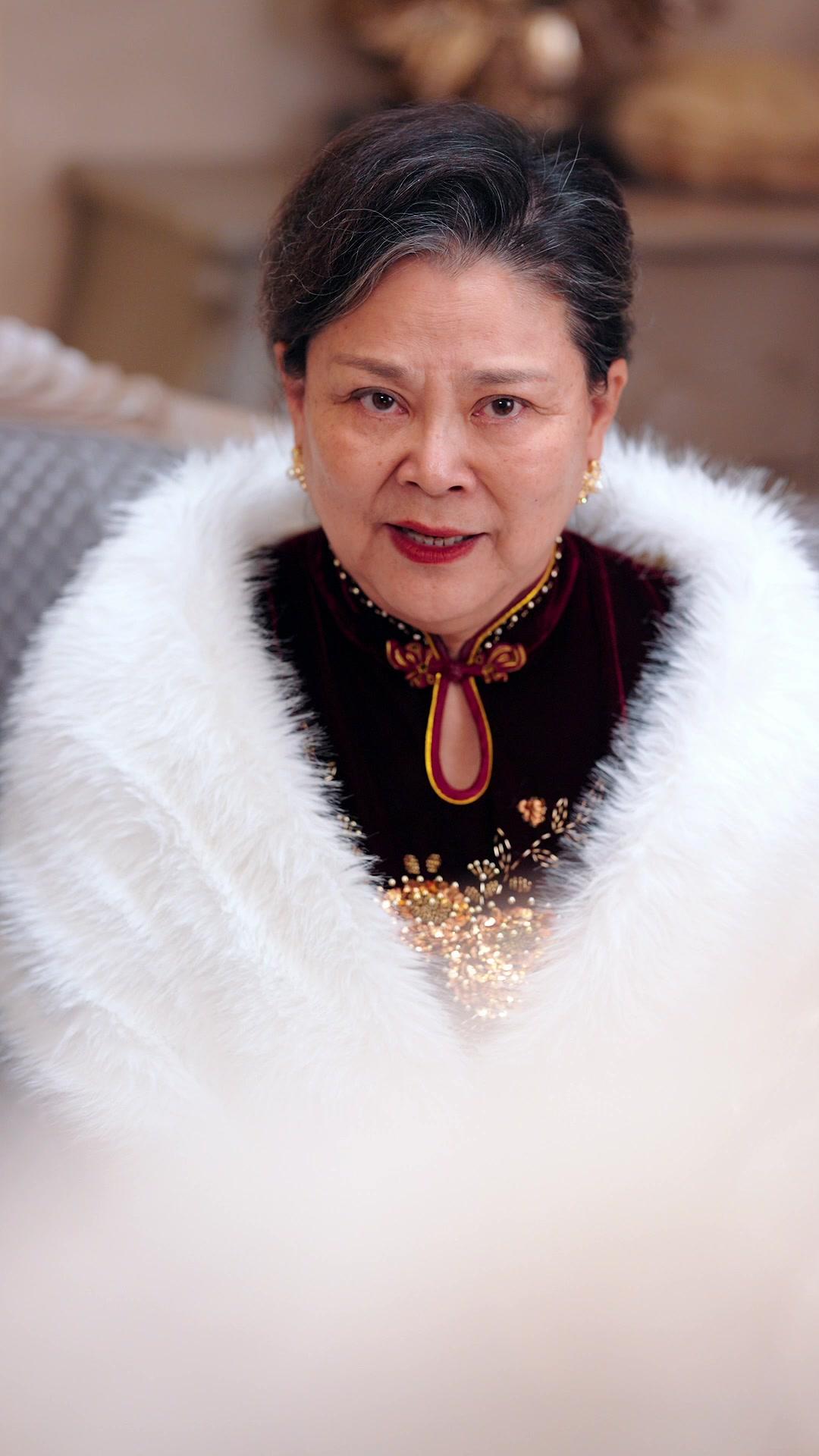 Suamiku Paman Mantanku