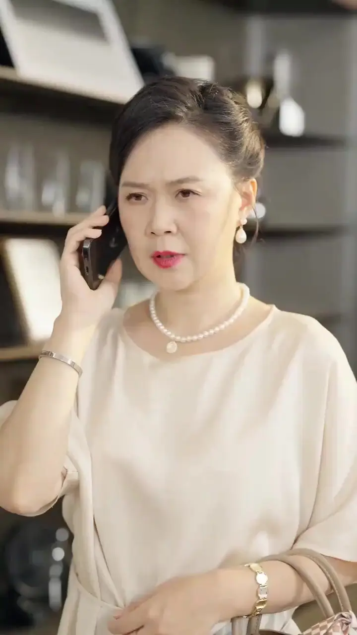 (Dubbed)Fall in Love with my Unknown Wife Episode 17