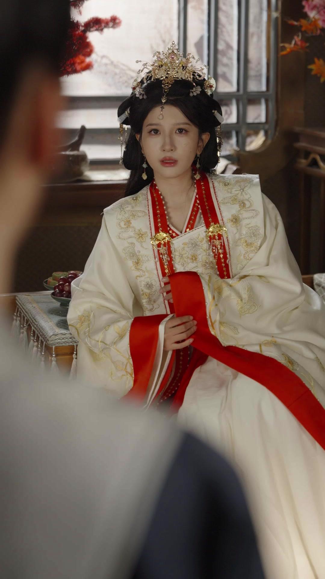 Hands Off My Father, Concubine!