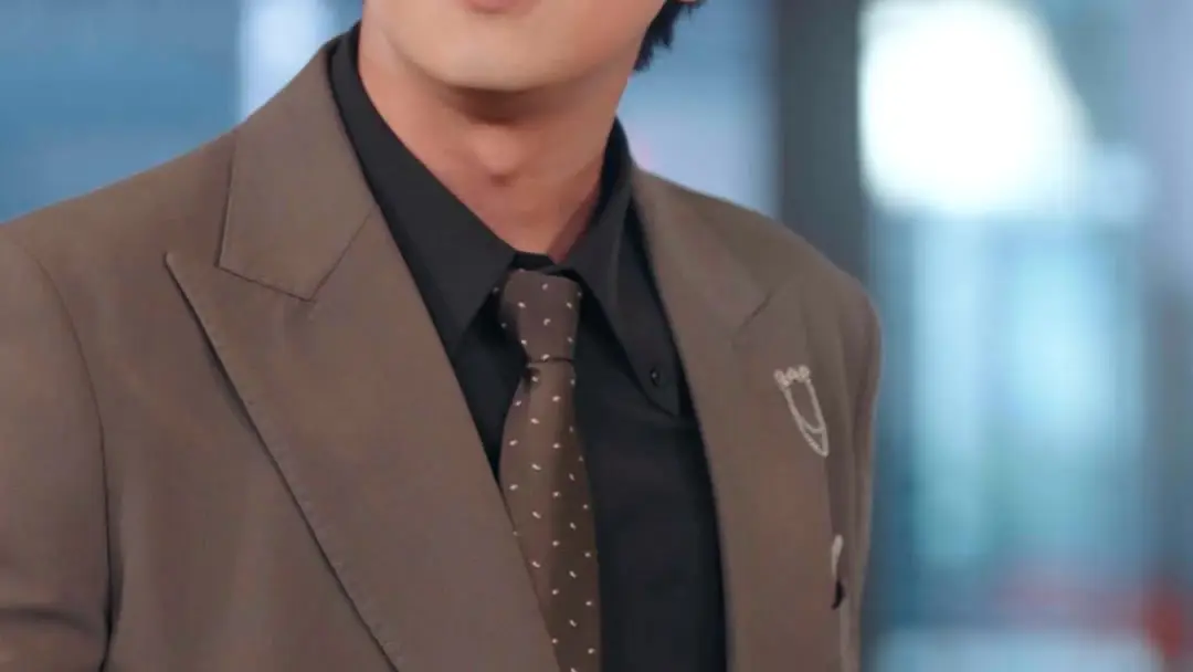 내 인생의 청산: 파란자기 항아리가 깨질 때, 진실이 터진다