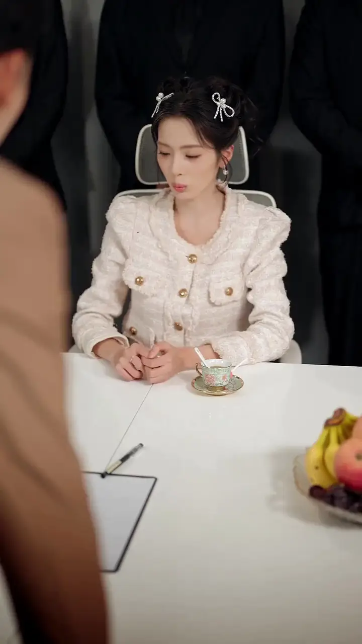 (Dubbed) Got A CEO Wife and A Cute Girl Episode 31