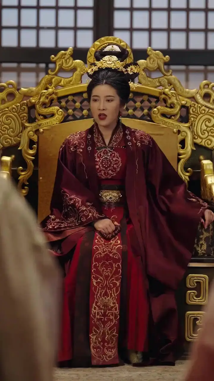 (Dubbed)Who's the Real Queen? Episode 53