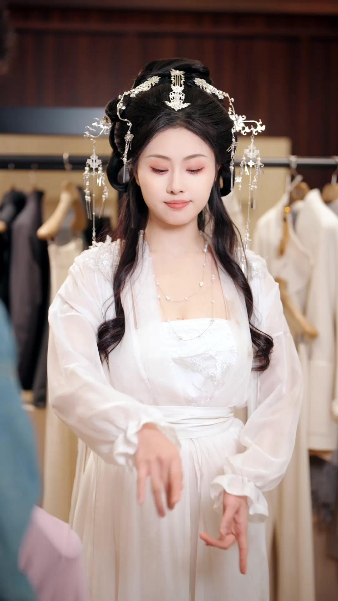 低保戶撿到神仙妻