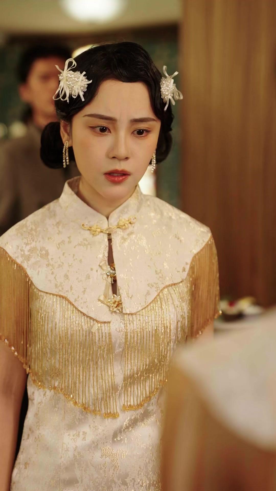 A Precious Rose to Die For