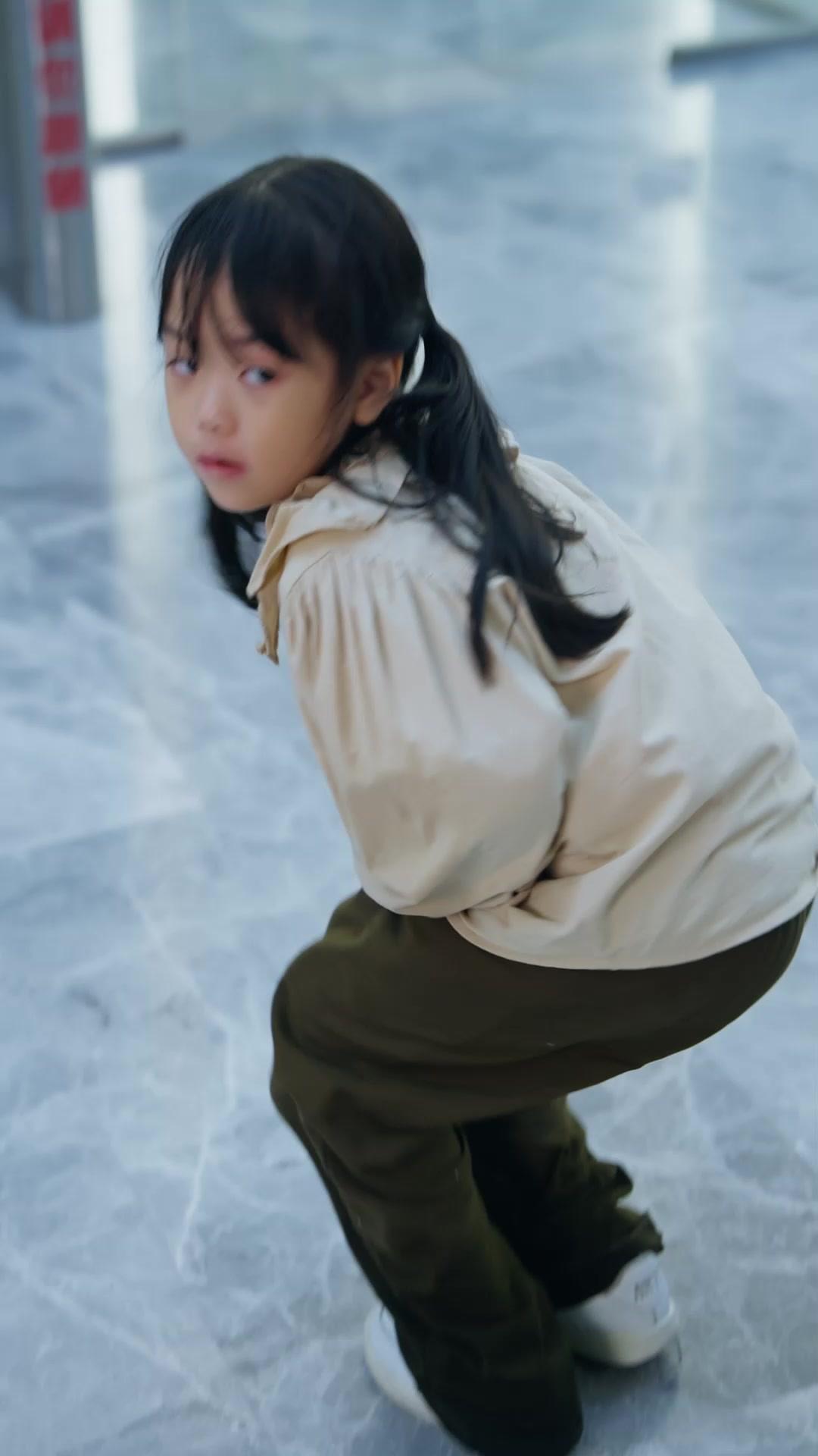 Dibully Kerabat Ilmuwan