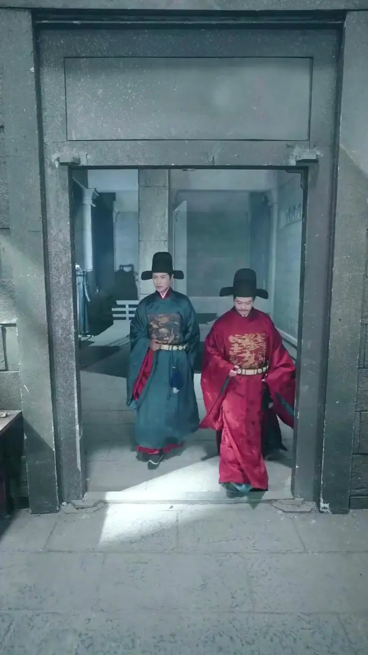 Maskeli Düşman Bölüm 24