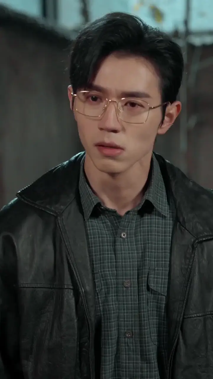 (Dubbed)She Who Carves the Dawn Episode 16