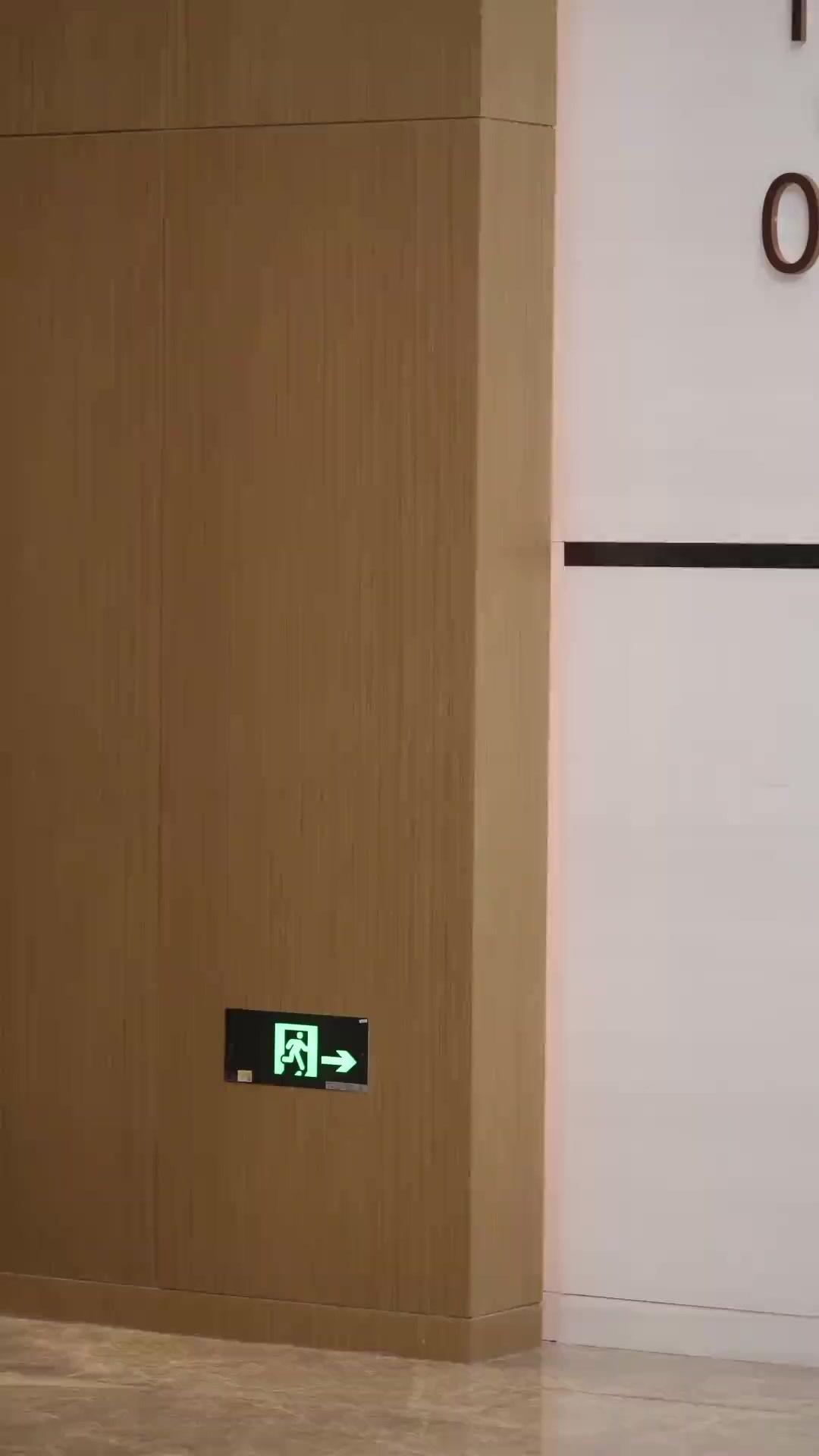 Abri a Porta, e Era Amor