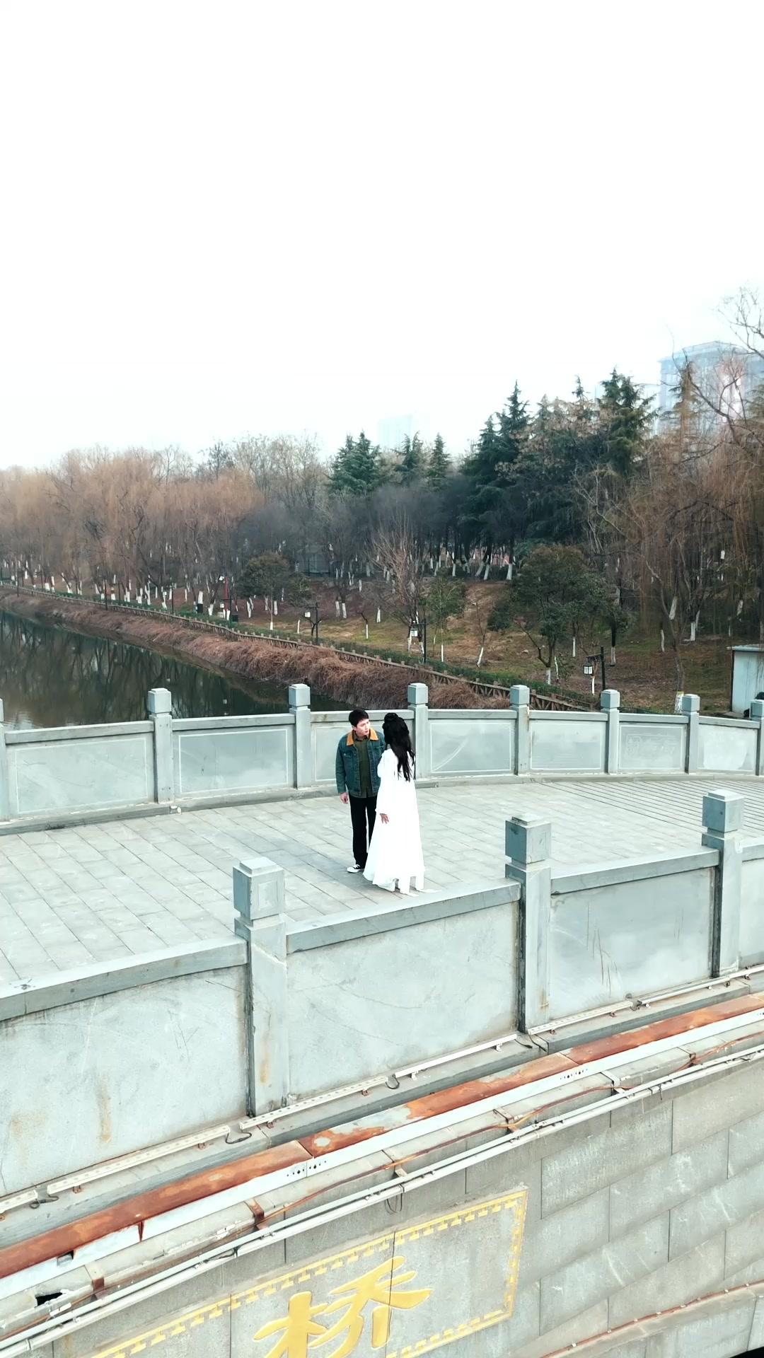 低保戶撿到神仙妻