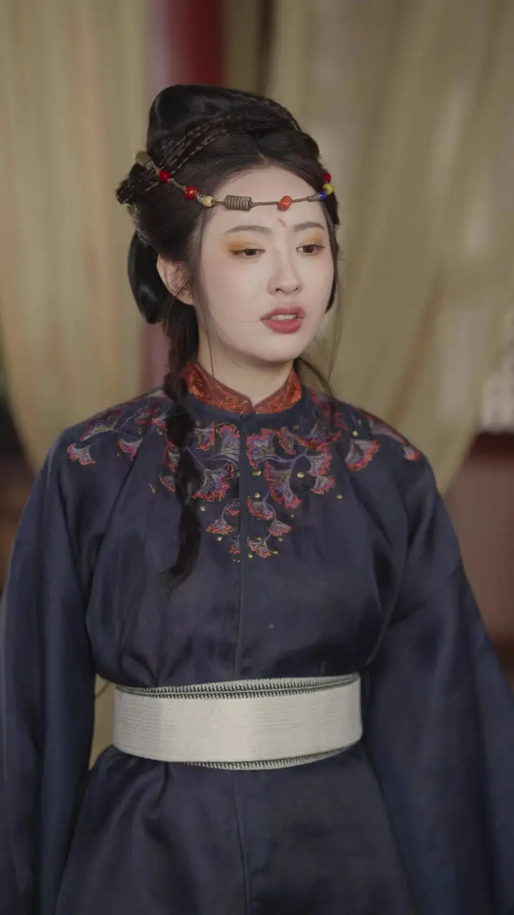 I, the Emperor, Tolerated You Because of Her! Episode 69