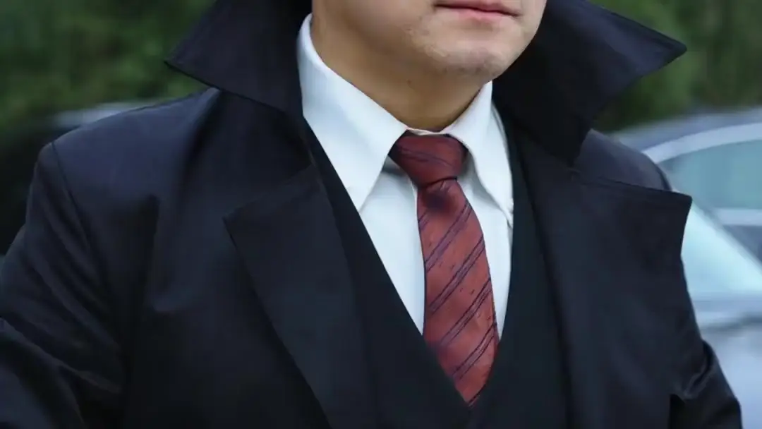 Blind? He's one of a kind! The Swift Family Mansion’s Hidden Child
