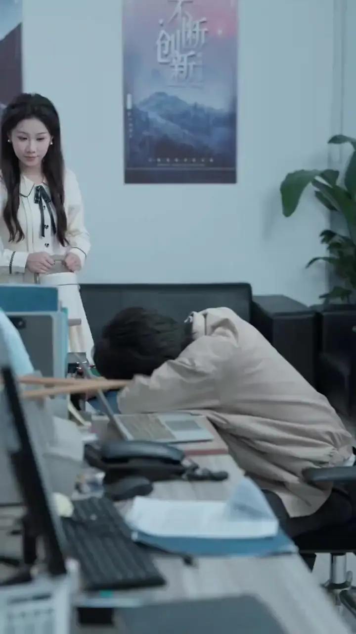 (Dubbed)Her Ex Is a Tech Tycoon Episode 24