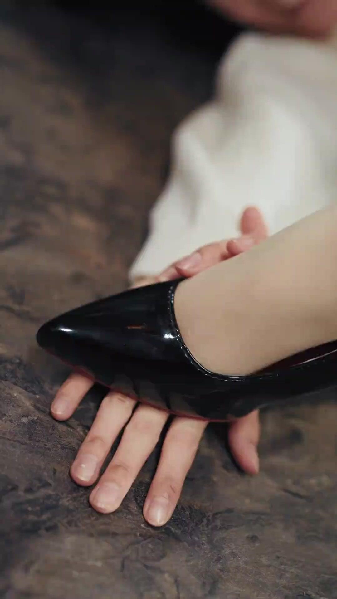 약혼녀는 누구?