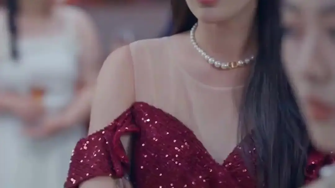 I'm My Boss's Secret Nanny! The Glittering Trap at the Gala