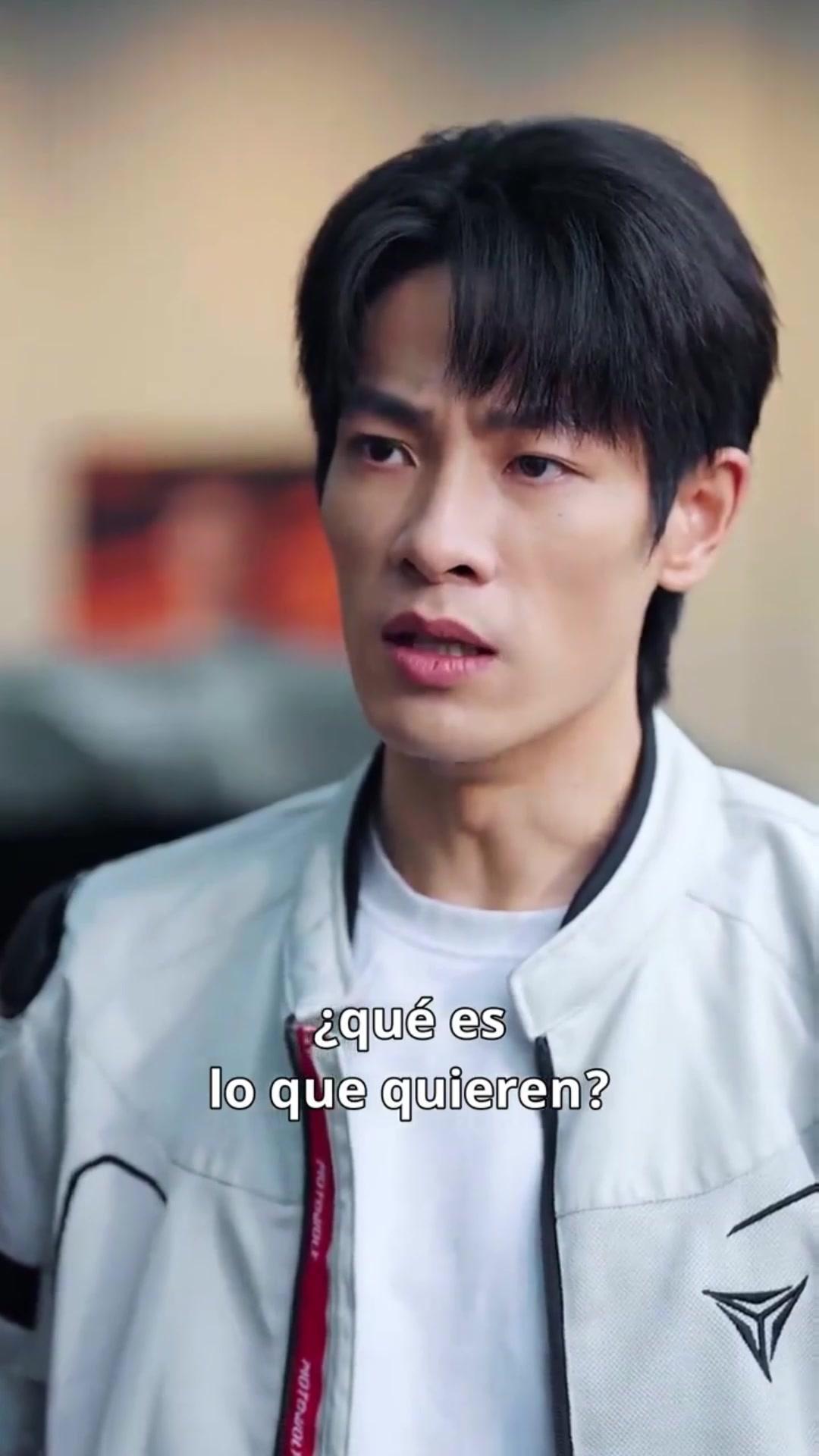 (Doblado) Este chofer es imparable