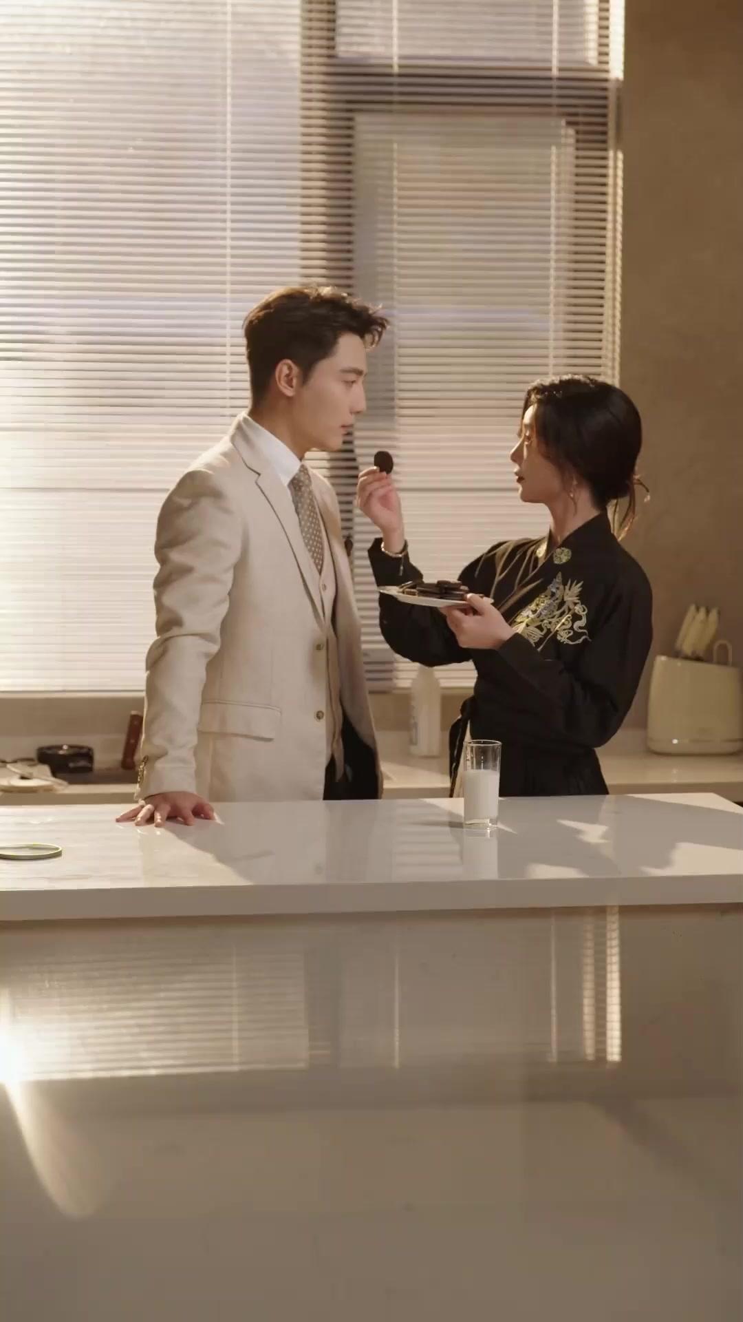 (Dubbed) Ancient General Becomes CEO's Contract Wife