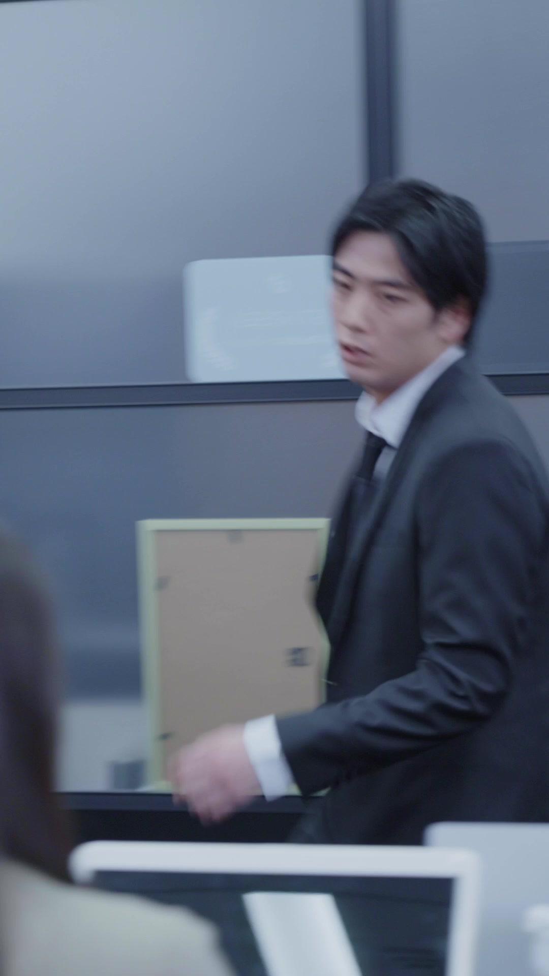 CEO Is My Secret Admirer