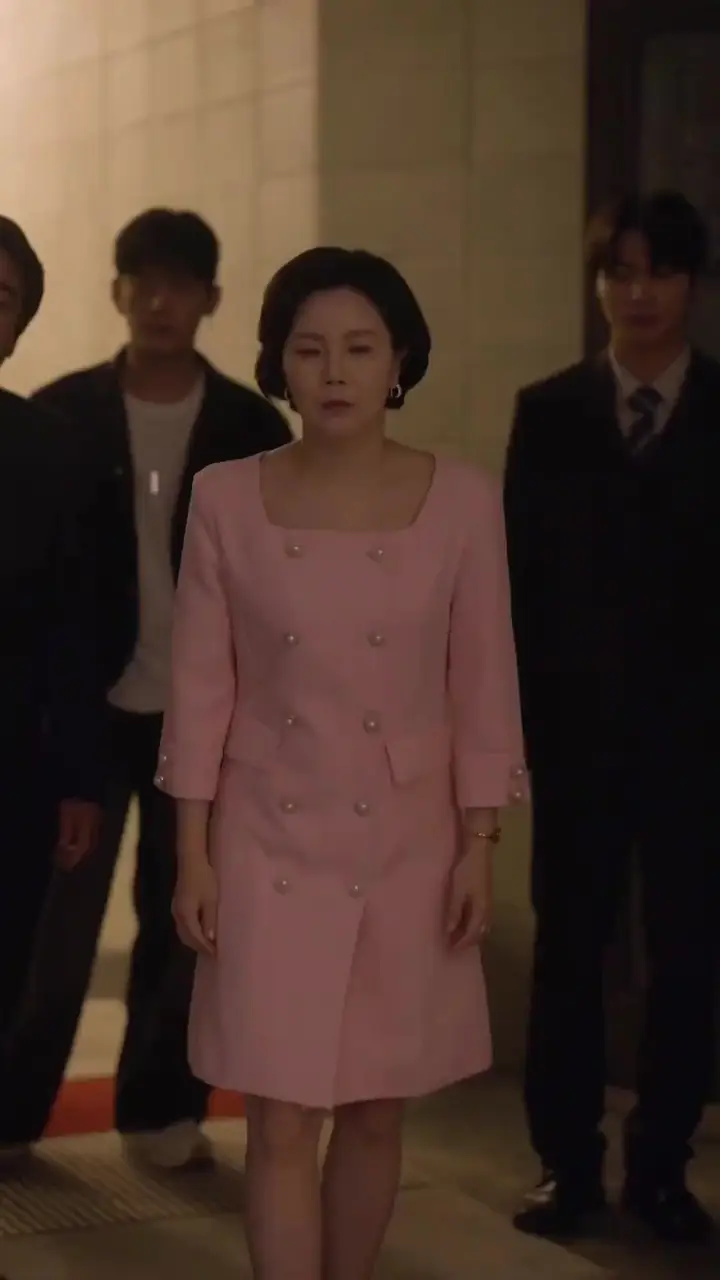 (Dubbed)She Slept, They Waited a Lifetime Episode 46