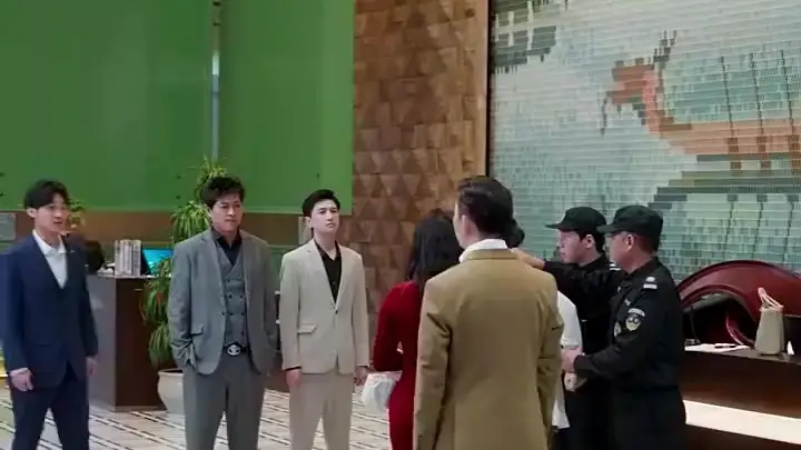 Engagement Off, Now He’s Proposing? The Hotel Lobby Standoff in 'Silk and Steel'