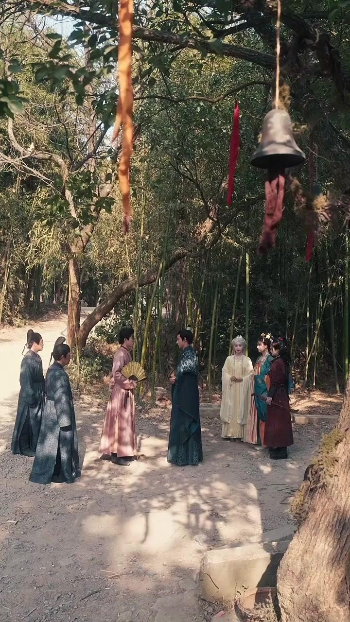 Three Wives, One Rising Lord