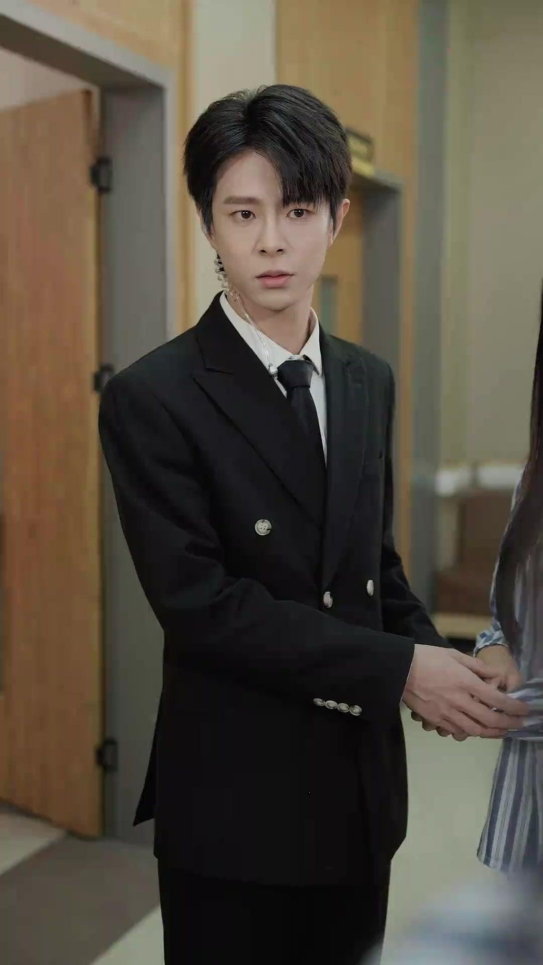 Lỡ Lầm Nơi Anh