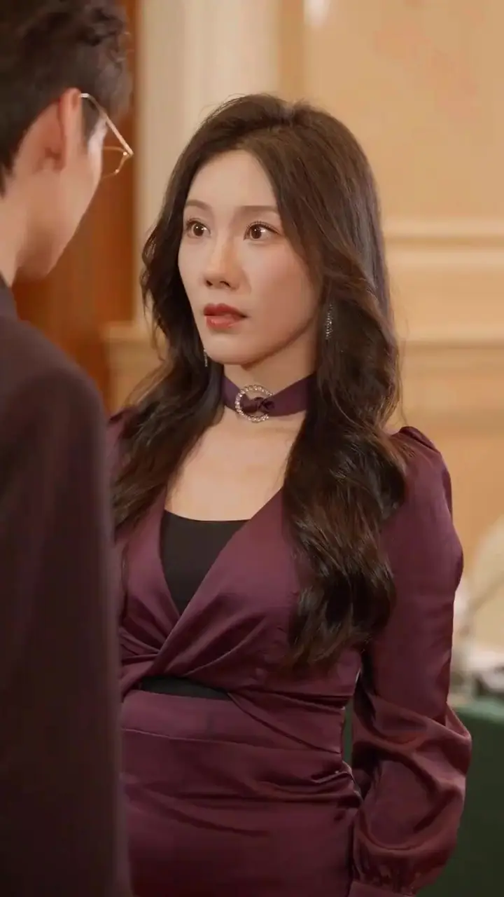 (Dubbed)Her Ex Is a Tech Tycoon Episode 39
