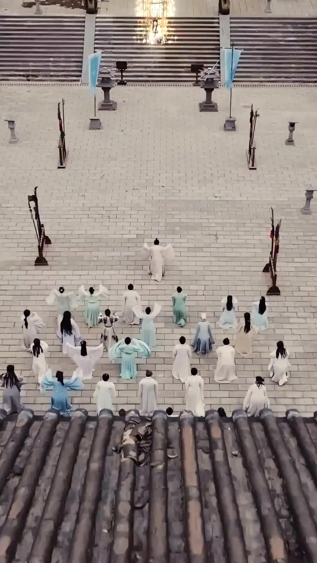 لملكة الأسيرة