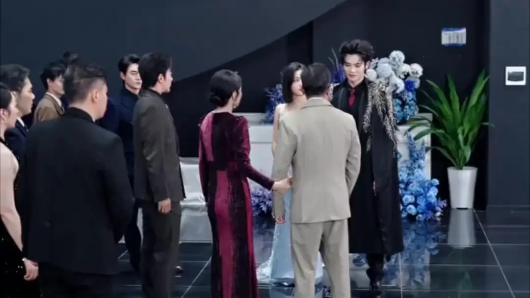 (Dubbed) Ugh! My Clingy Psycho Needs Cuddles Again: The Ribbon That Cut a Dynasty