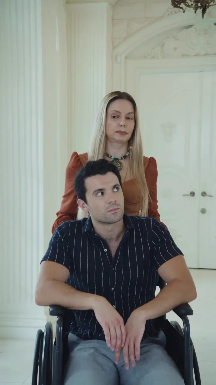 (Dublajlı)Kaçak Milyarder Gelinim Oldu Bölüm 63