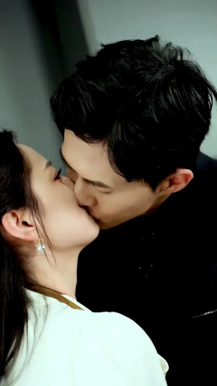 The Salesgirl’s Billionaire Baby Episode 72