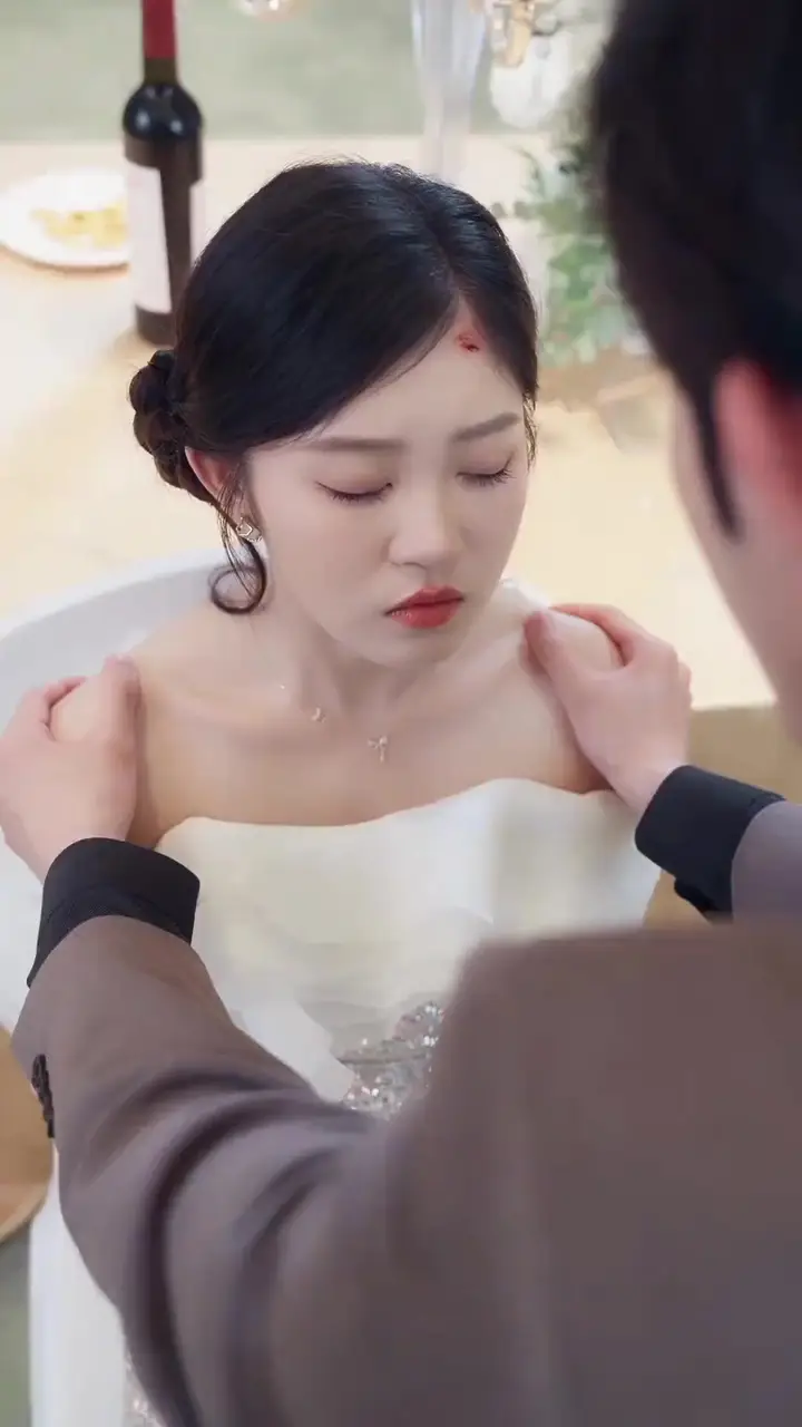 (Dubbed)The Billionaire’s Broken Doll Episode 11