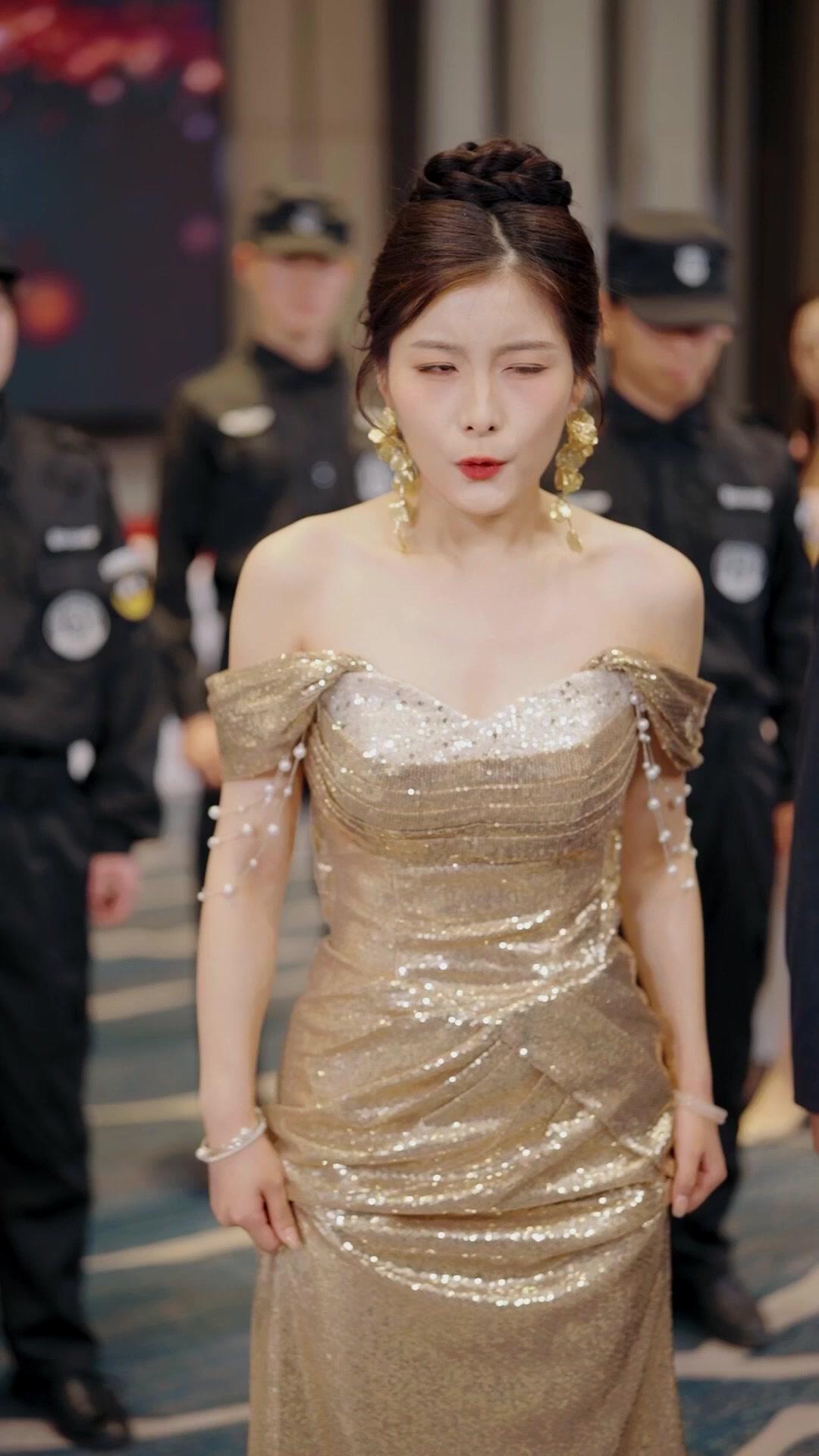 Jailbird to Queen