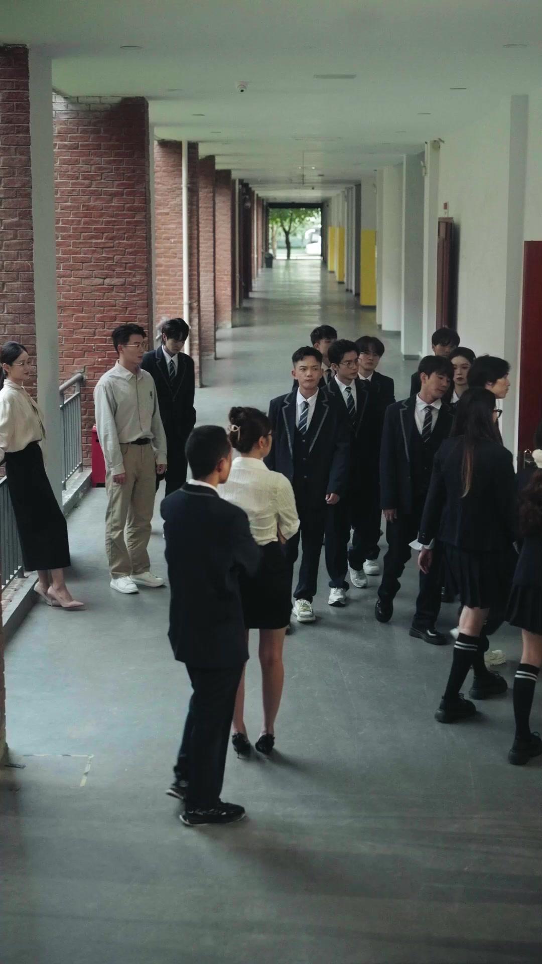 Ms. Hot: That's My Deadly Teacher!
