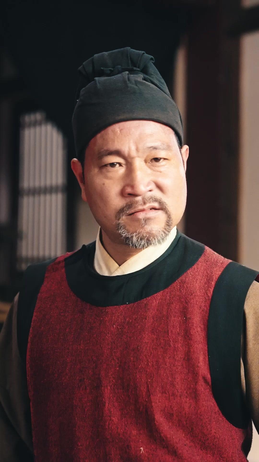 Damn! He is the Emperor!