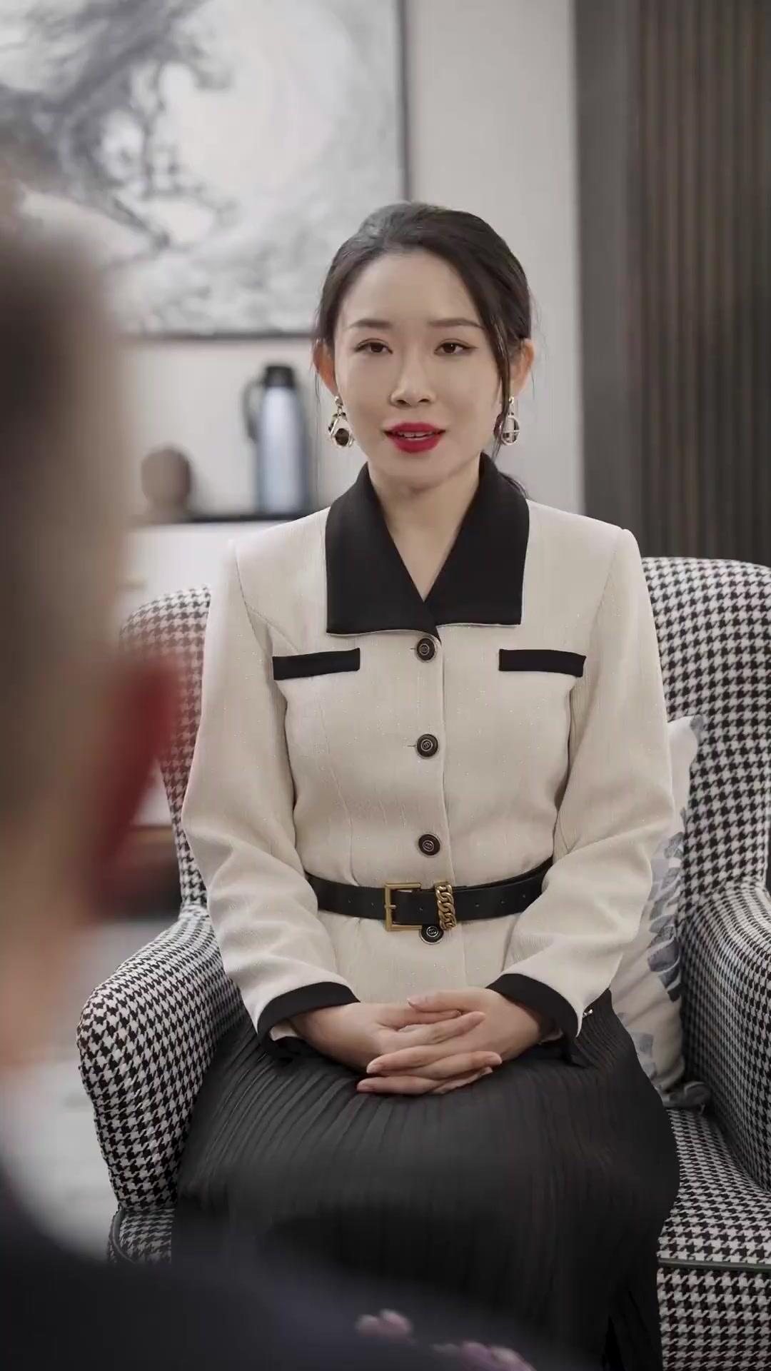 Agent Dragon Lady: The Return