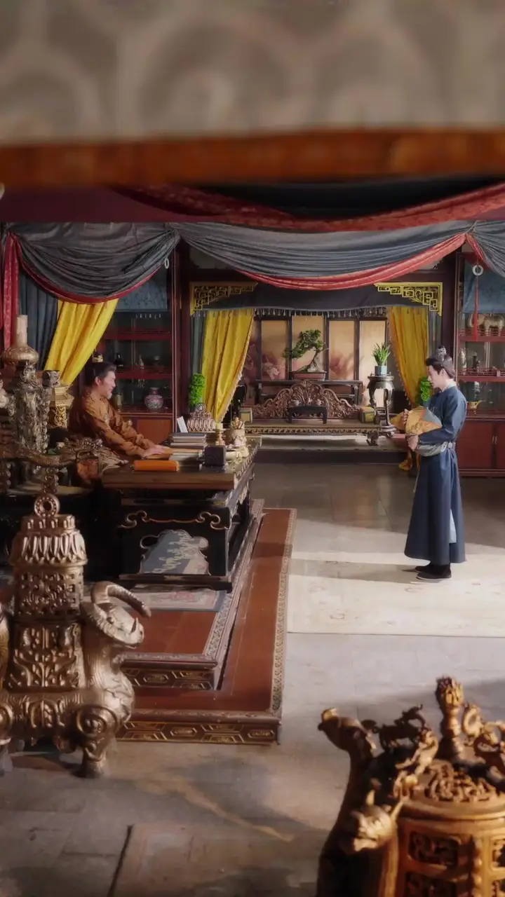 Baby Queen Saves the Day! Episode 70