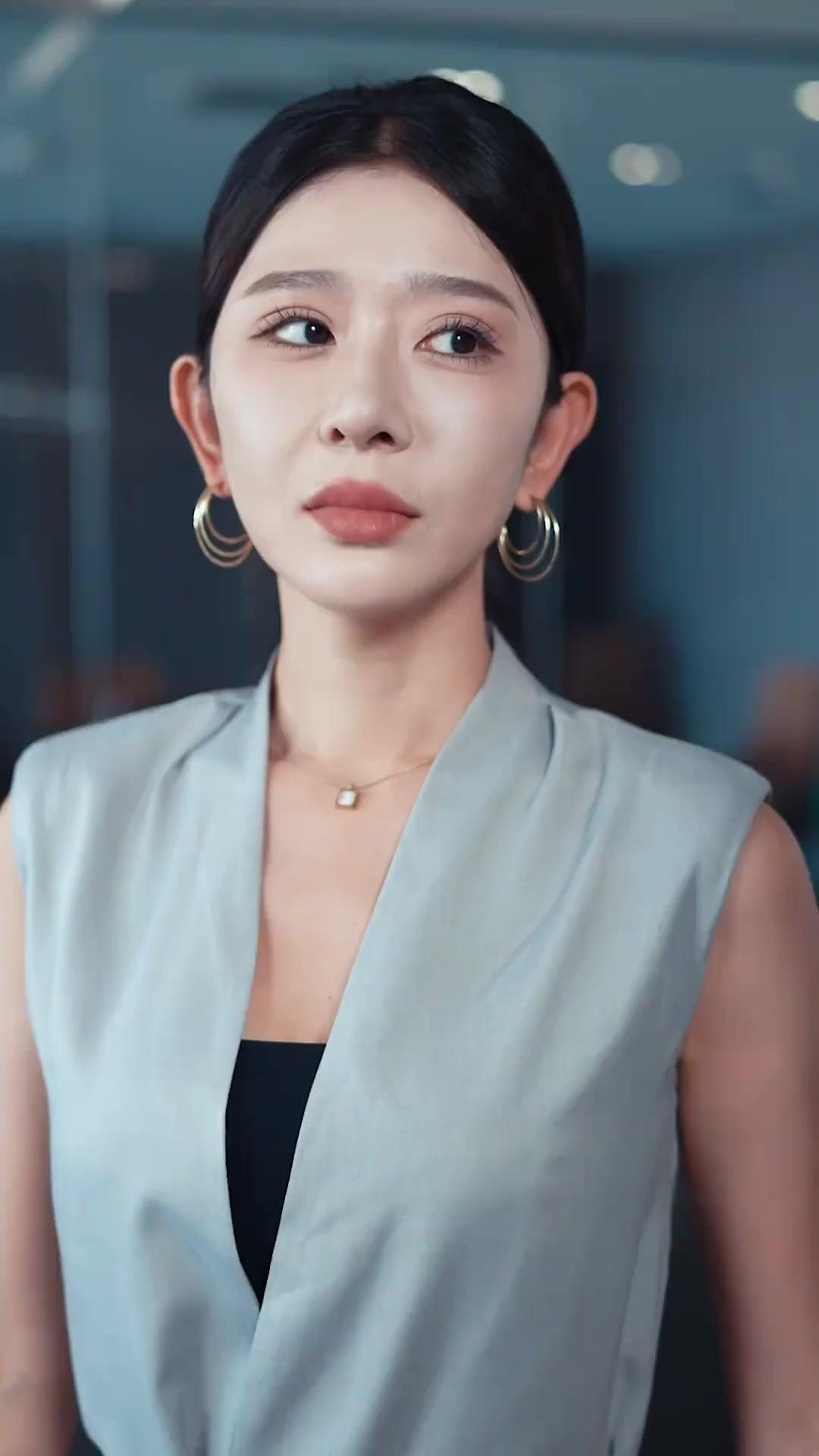 Kesaksian Palsu Istriku