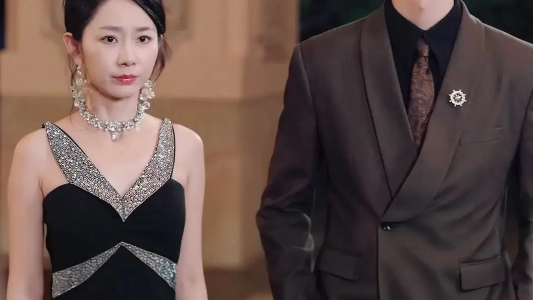 EXM? My Sugar Baby Is The Real Heir! The Spark That Ignited the Gala Night