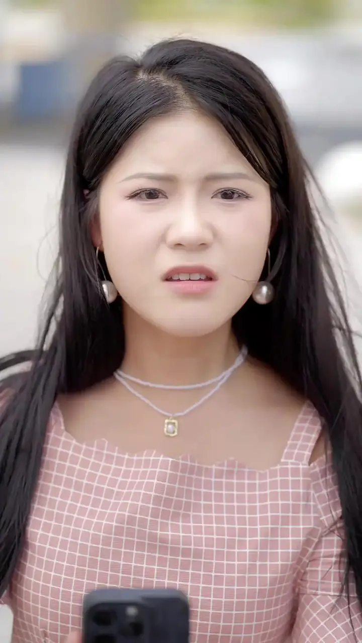 She Is the Queen Episode 3