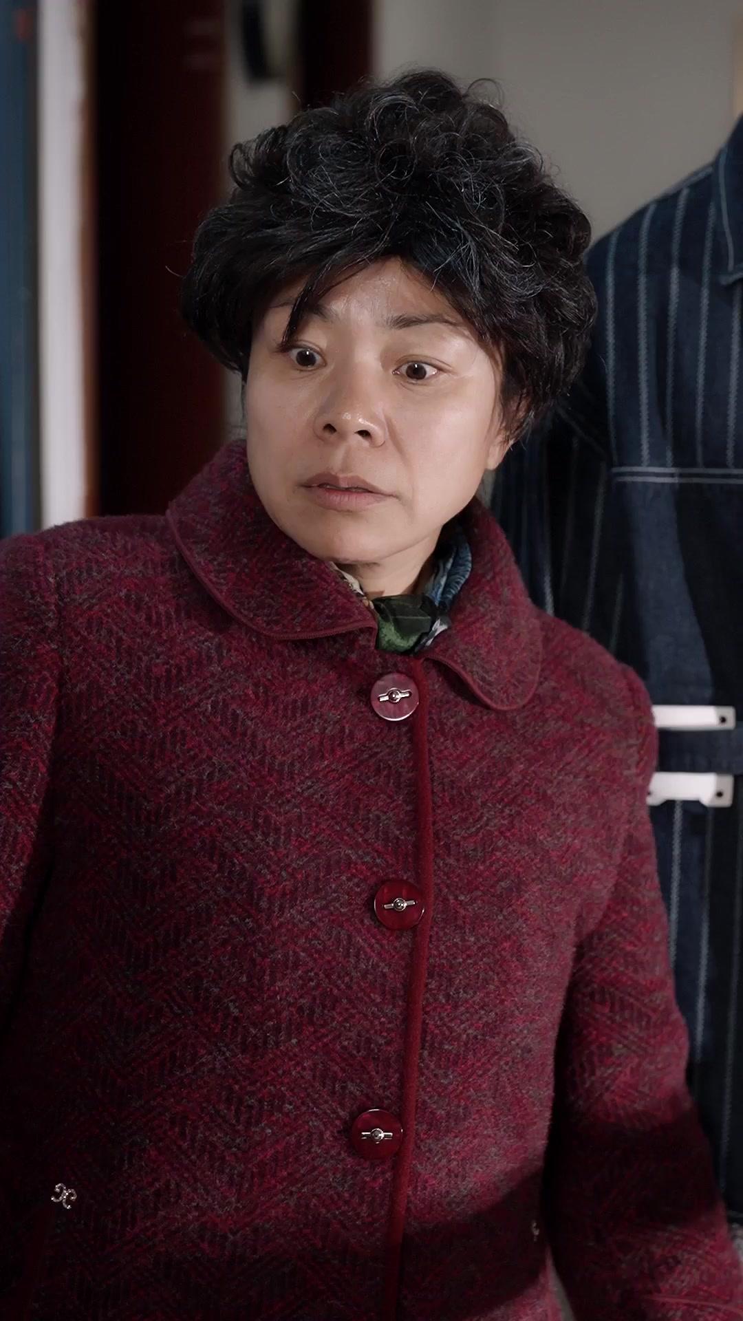 겉은 강철, 속은 꽃