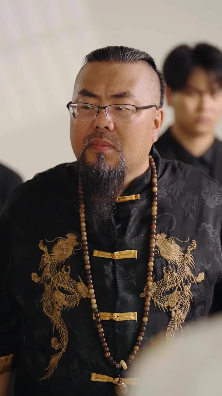 Master of Phoenix Episode 33